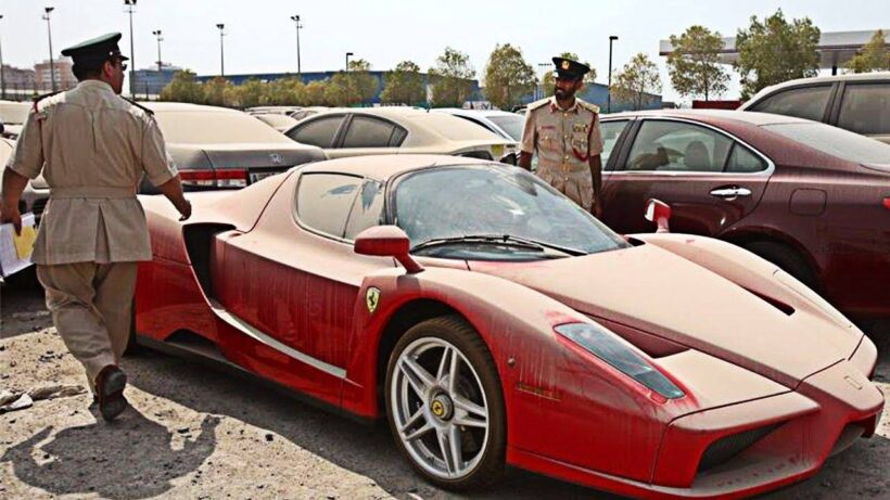 Dubai car