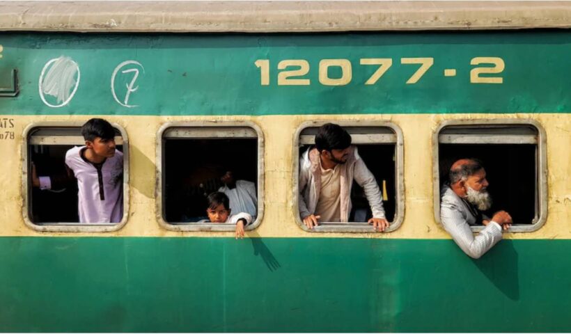 Pak train